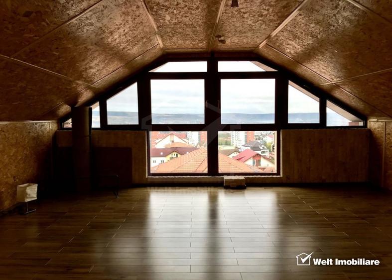 Apartament cu 4 camere semidecomandat, mobilat în Europa
