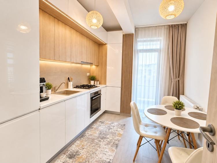 Apartament cu 3 camere decomandat în Berceni