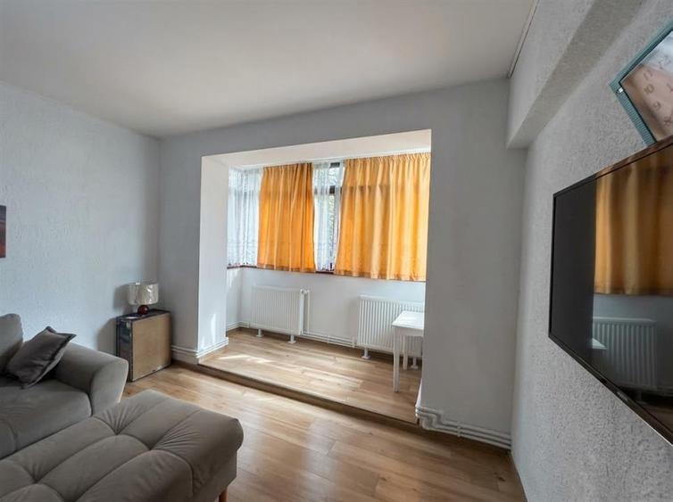 Apartament cu 2 camere semidecomandat în Central