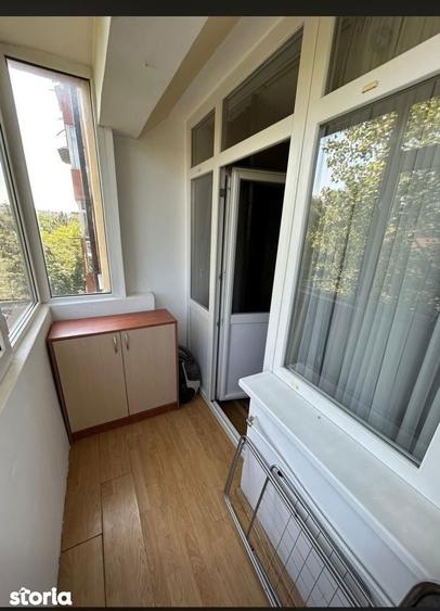 Apartament cu 2 camere decomandat în Calea București