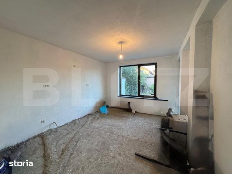 Casă cu 5 camere cu Teren 512 Mp în Malu Mare