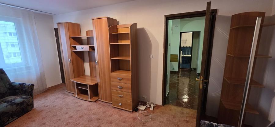 Apartament cu 2 camere decomandat în Dristor