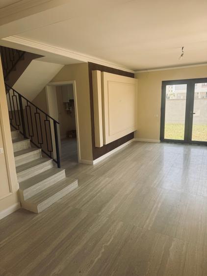Duplex cu 4 camere cu Canalizare în Giroc