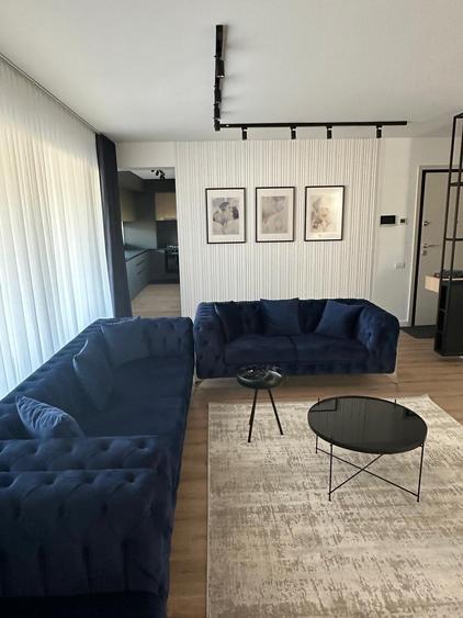 Apartament cu 4 camere decomandat în Iancu Nicolae
