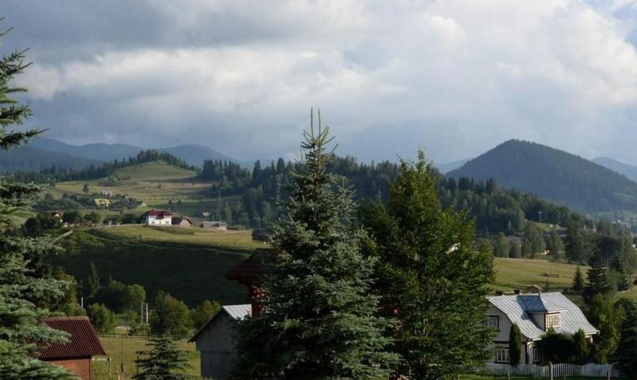 Teren agricol intravilan de 5600 mp, în Vest