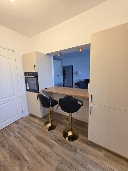 Apartament cu 2 camere decomandat în Vatra Luminoasă
