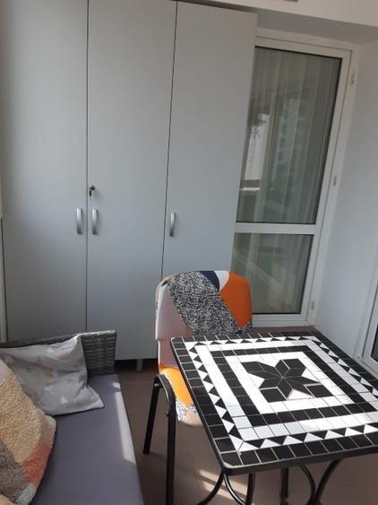 Apartament cu 2 camere semidecomandat, mobilat în Tomis Nord
