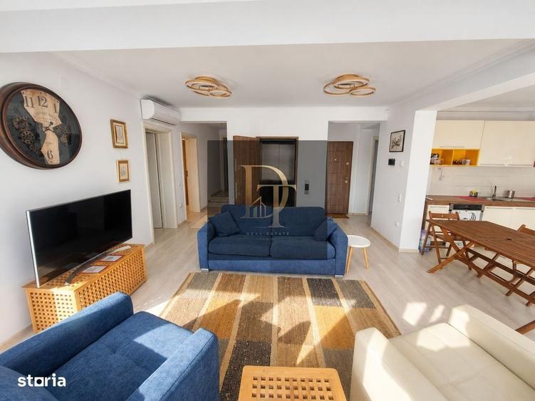 Apartament cu 4 camere în Tractorul