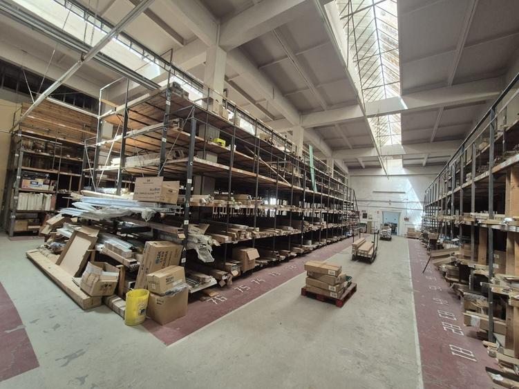 Spațiu industrial, de 1,320 mp, în Unirii