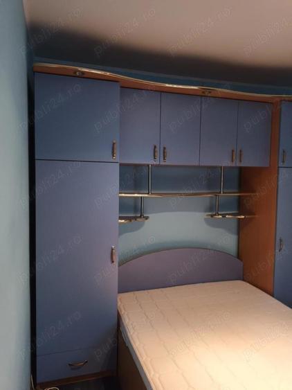 Apartament cu 3 camere semidecomandat în Nufărul