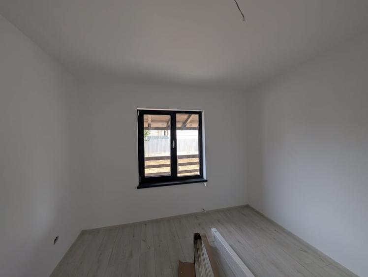 Casă individuală cu 3 camere cu Teren 400 Mp în Nord