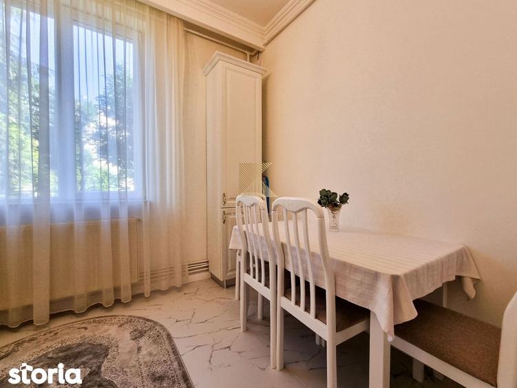 Apartament cu 2 camere decomandat, mobilat în Centrul Istoric