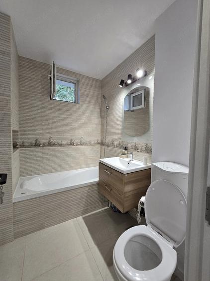 Apartament cu 2 camere semidecomandat în Est