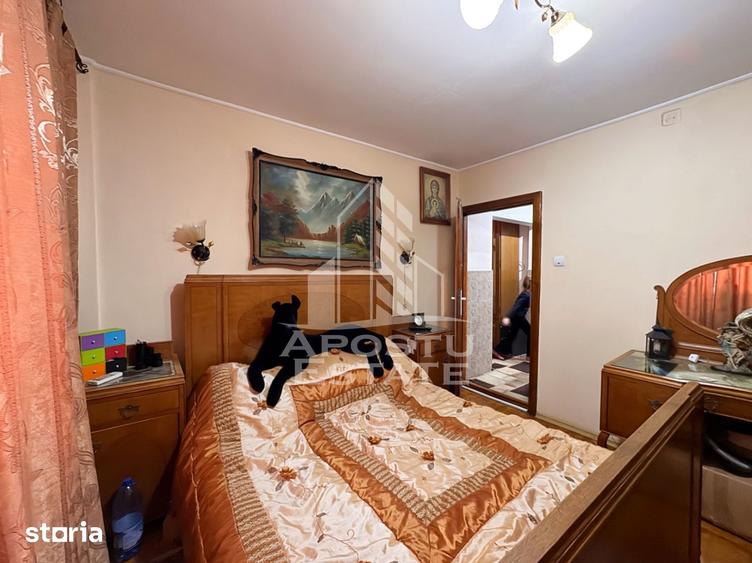 Apartament cu 2 camere decomandat în Freidorf