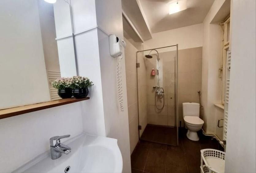 Apartament cu 2 camere decomandat în Ultracentral