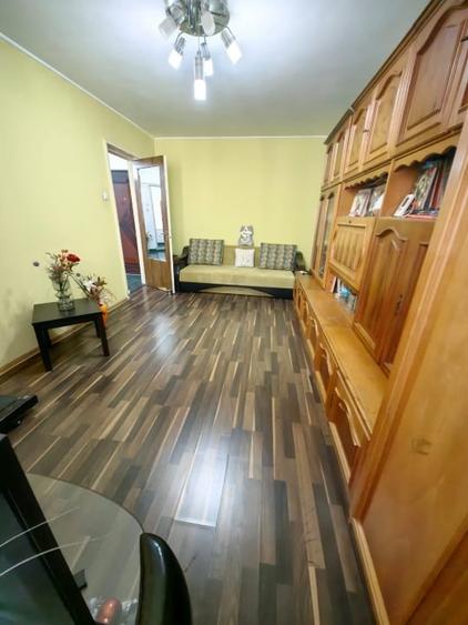 Apartament cu 2 camere decomandat, mobilat în Dristor