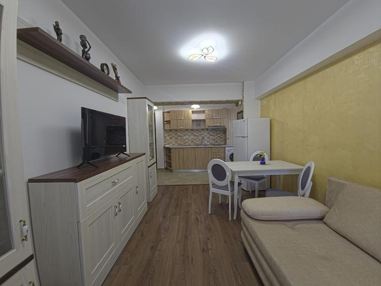 Apartament cu 2 camere semidecomandat în Central
