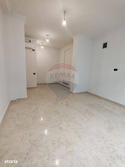 Spațiu comercial, de 30 mp, în Ultracentral