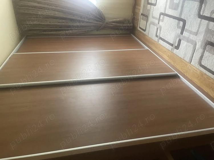 Casă cu 4 camere cu Teren 1000 Mp în Central
