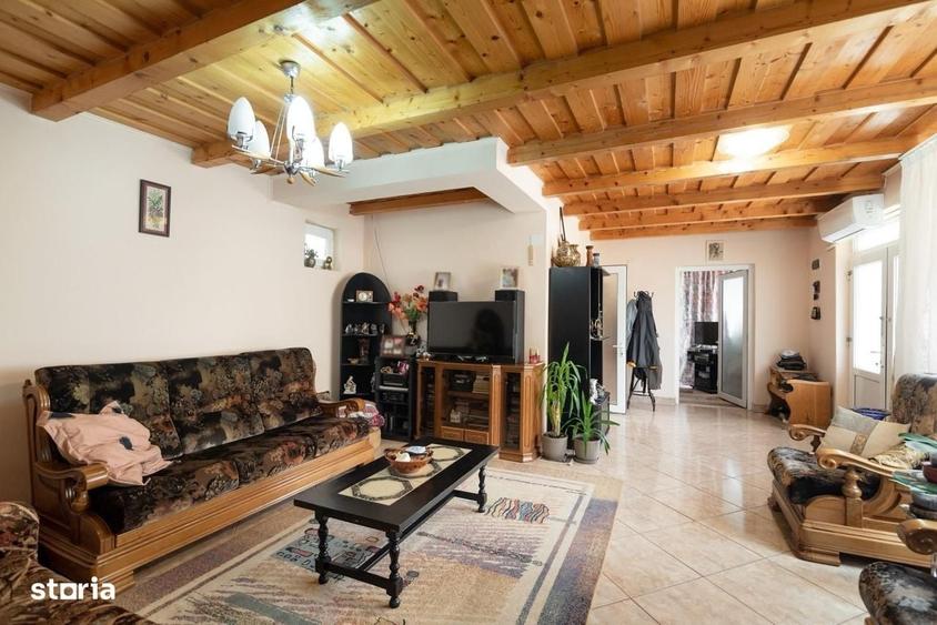 Casă cu 3 camere cu Teren 700 Mp în Central