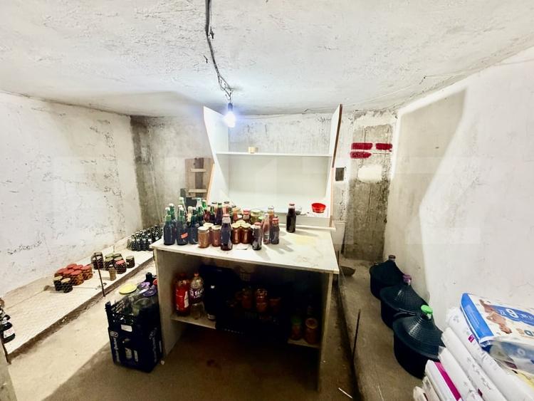 Apartament cu 3 camere decomandat, mobilat în Cugir
