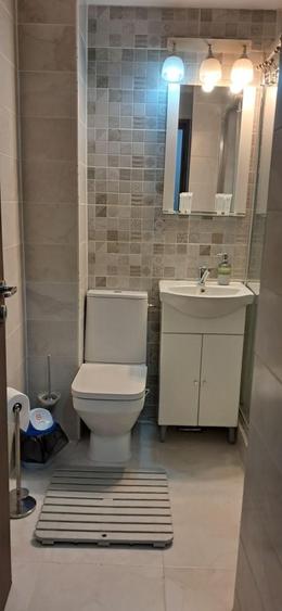 Apartament cu 2 camere decomandat în Palazu Mare
