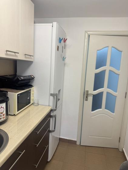 Apartament cu 2 camere decomandat, mobilat în Tătărași