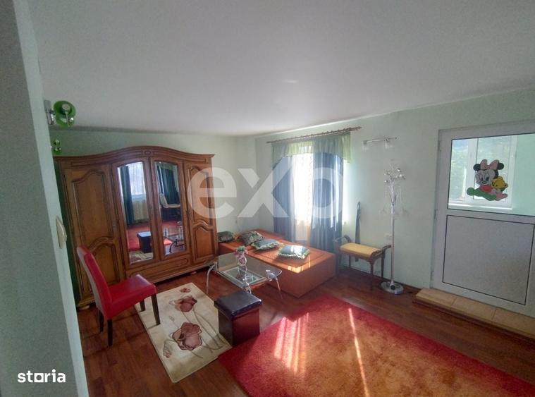 Casă cu 4 camere în Ștefănești