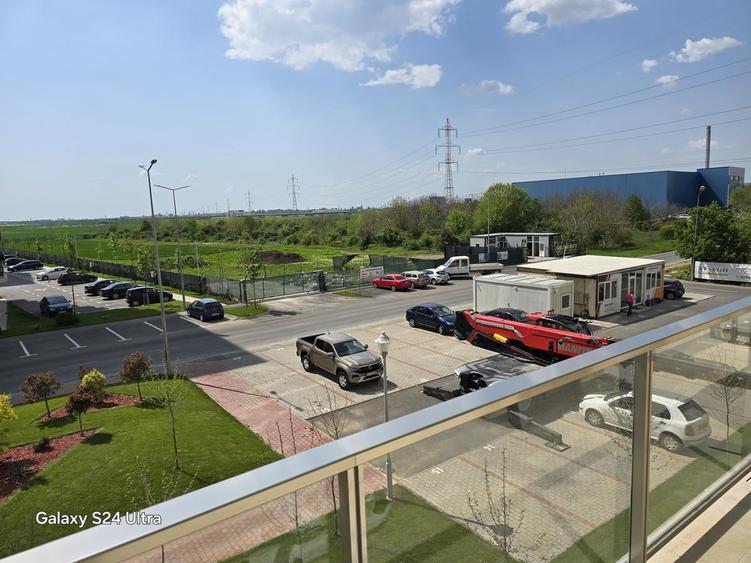 Apartament cu 2 camere decomandat în Apărătorii Patriei