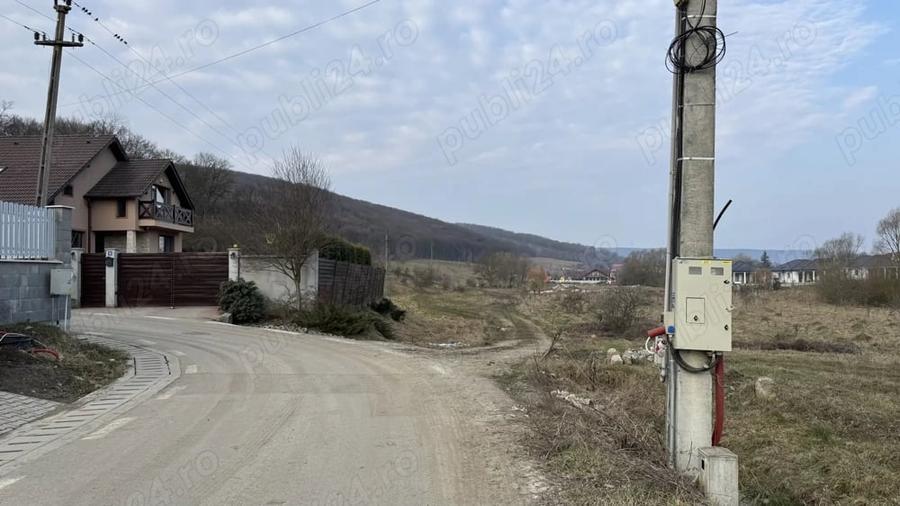 Teren de 600 mp, în Corunca