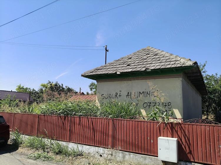 Casă cu 3 camere cu Teren 861 Mp în Lunca
