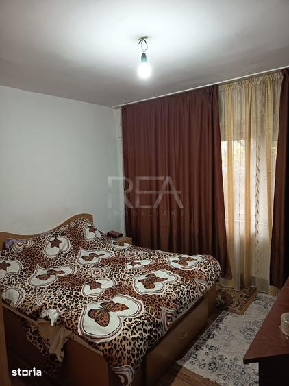 Apartament cu 3 camere, mobilat în Micro 11