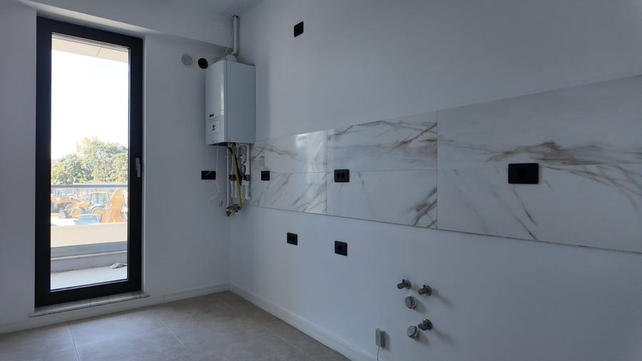 Apartament cu 2 camere decomandat, mobilat în Faleza Nord