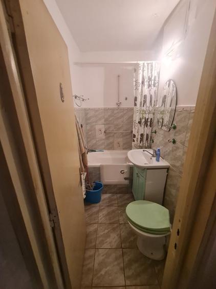 Apartament cu 3 camere decomandat în Mazepa 1