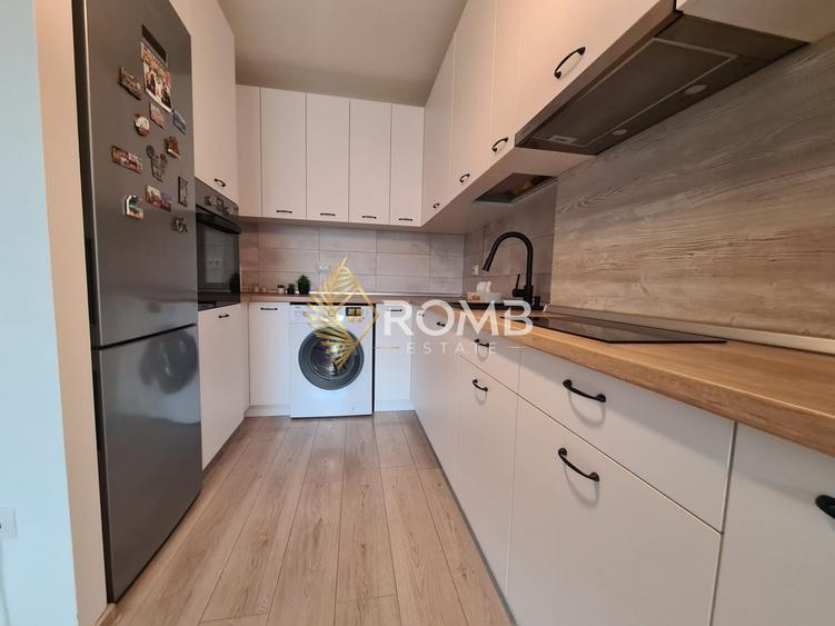 Apartament cu 2 camere semidecomandat, mobilat în Sopor