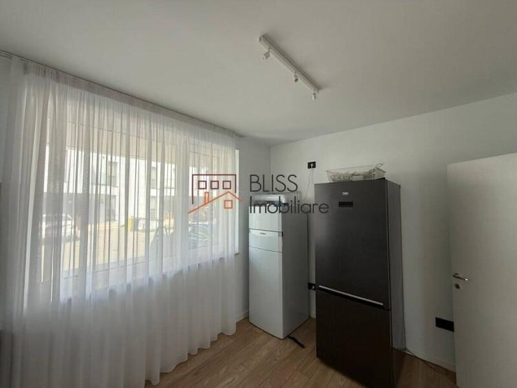 Casă cu 5 camere cu Teren 210 Mp în Pipera