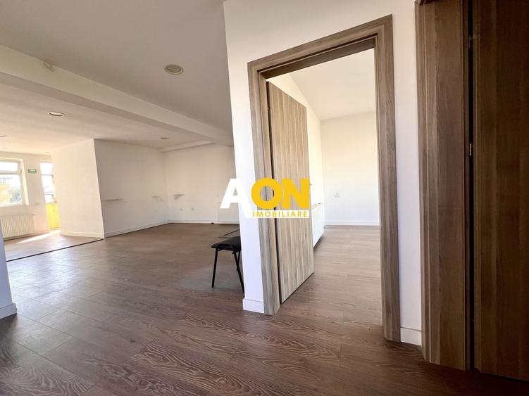 Apartament cu 2 camere semidecomandat în Cetate