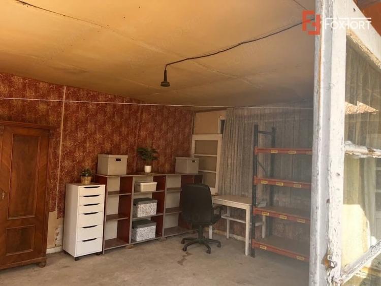 Casă cu 3 camere cu Teren 1094 Mp în Izvin