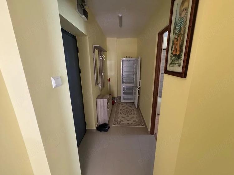 Apartament cu 2 camere decomandat în Cezar Petrescu