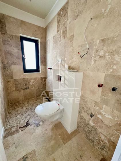 Duplex cu 5 camere cu Canalizare în Giroc