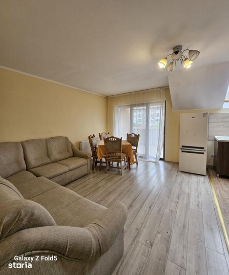 Apartament cu 3 camere în Rogerius