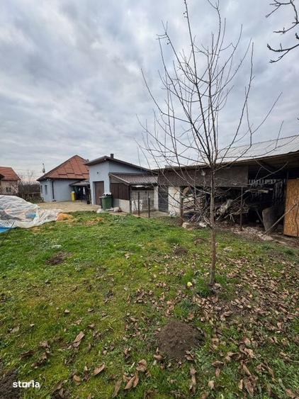 Casă cu 3 camere în Mogoșești