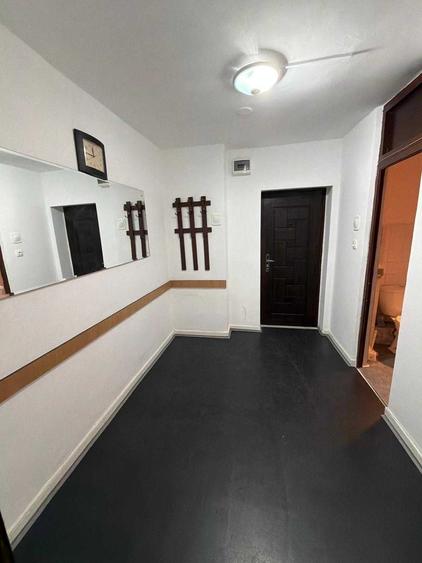 Garsoniera decomandata | 37 mp | Bloc 1990 | 75.000 | Ideala atat pentru locuit, cat si pentru investitie - 2