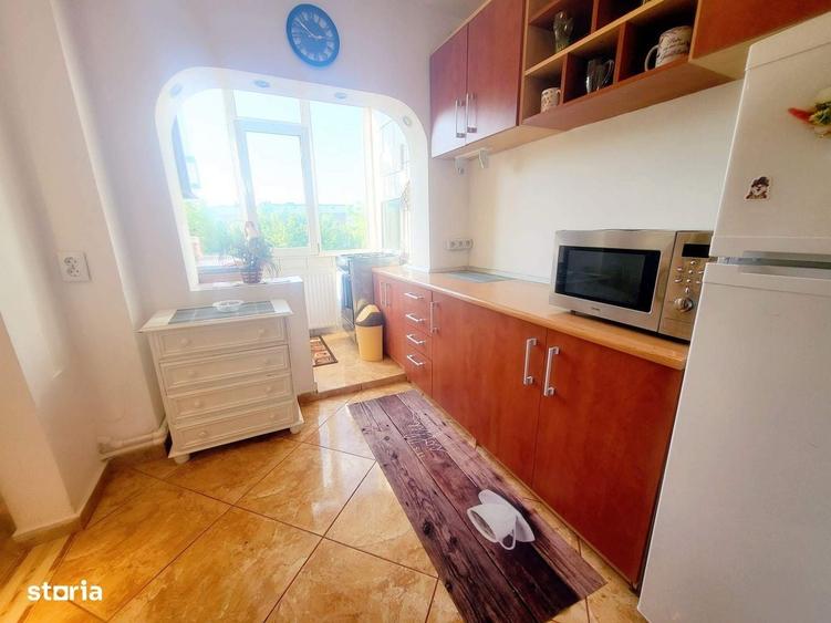 Apartament cu 2 camere decomandat în Banca Națională