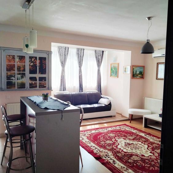 Apartament cu 2 camere decomandat în Florești