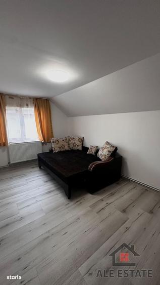 Casă cu 4 camere cu Teren 235 Mp în Central