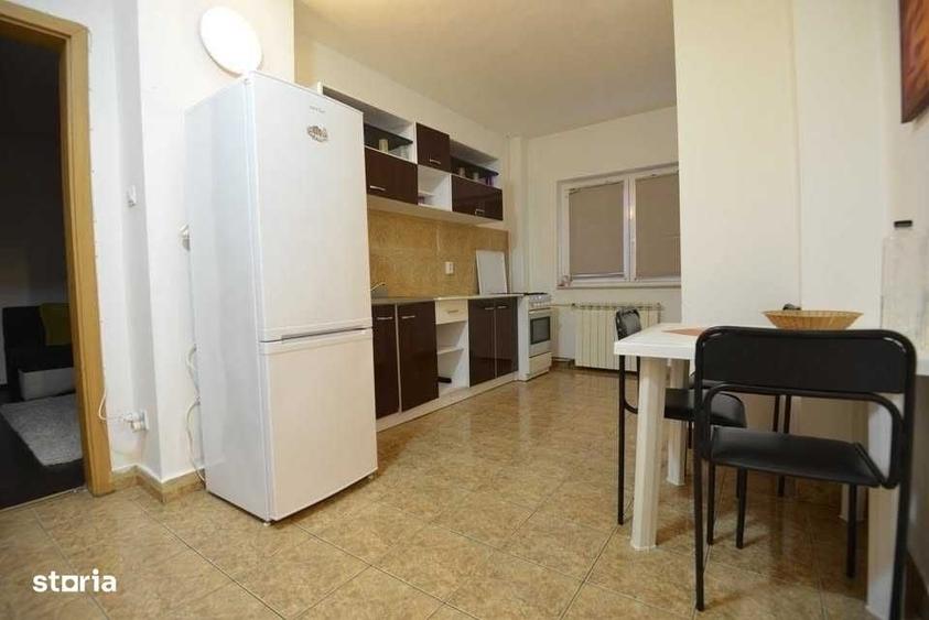 Apartament cu 2 camere decomandat în Complex Studențesc