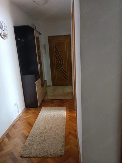 Apartament cu 2 camere decomandat în Bucovina