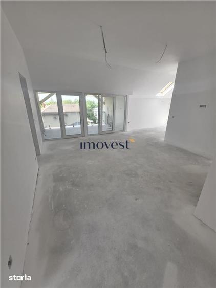 Apartament cu 3 camere decomandat în Titulescu