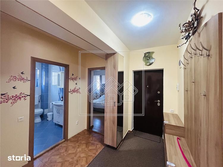 Apartament cu 3 camere în Terezian
